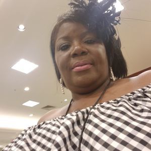 Meet your Posher, Tina